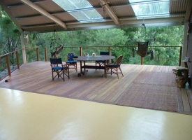 Finished Deck 140 x 19 Spotted Gum